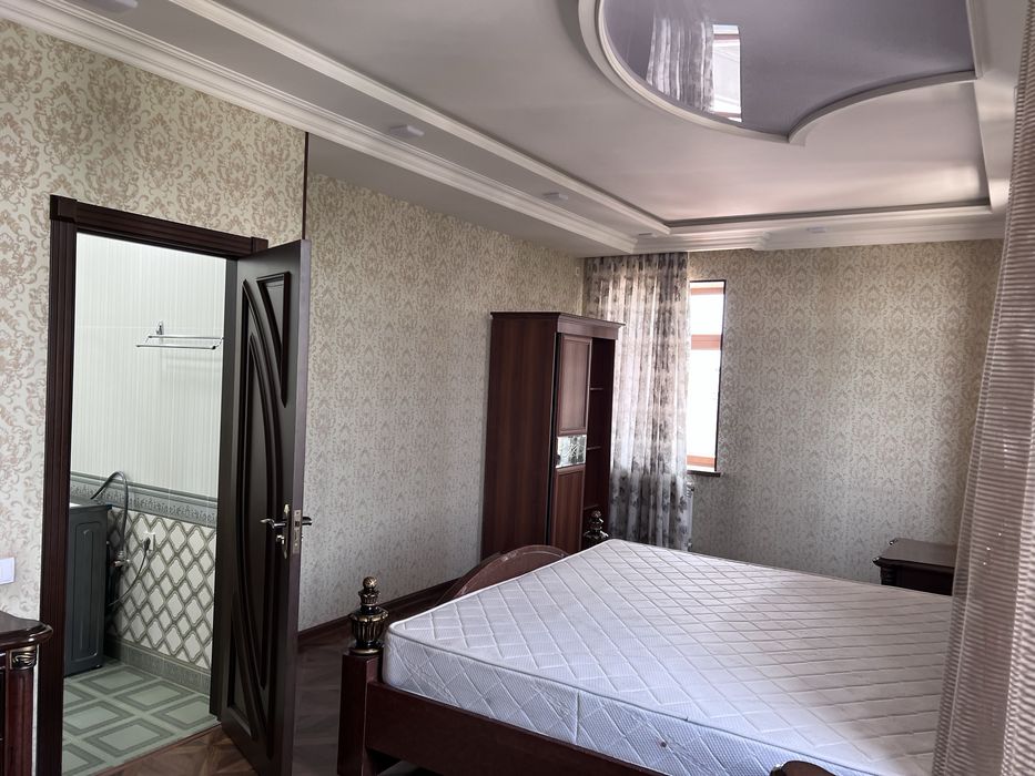 Yettichinor Golden Hause (своя)
