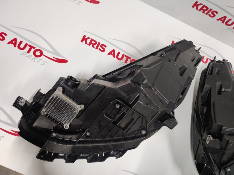 Фар - фарове за Tesla model y / Тесла модел у 2023г