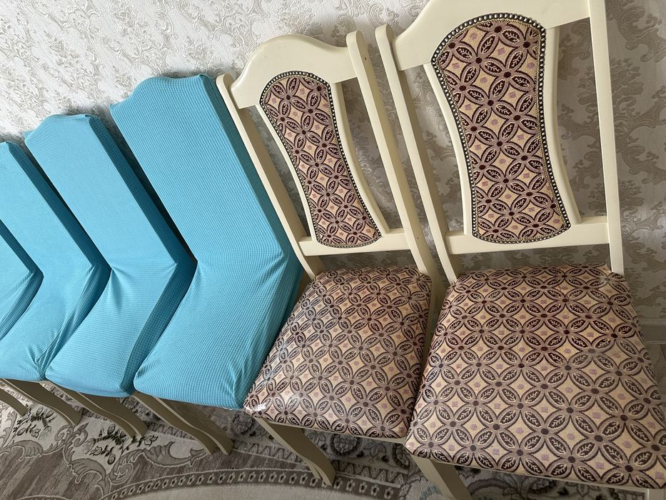 Стол для гостиной