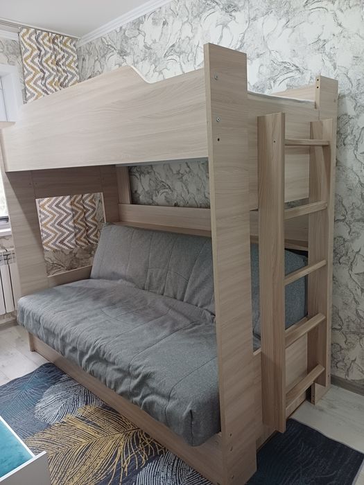 продам двухъярусная кровать.