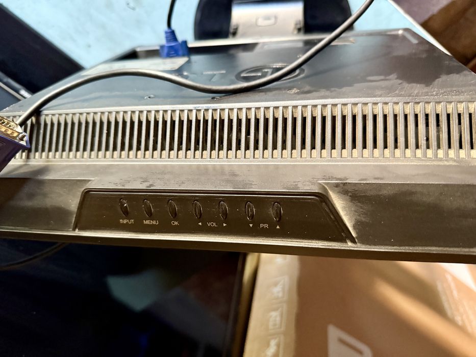 LG Flatron M198WA-BZ