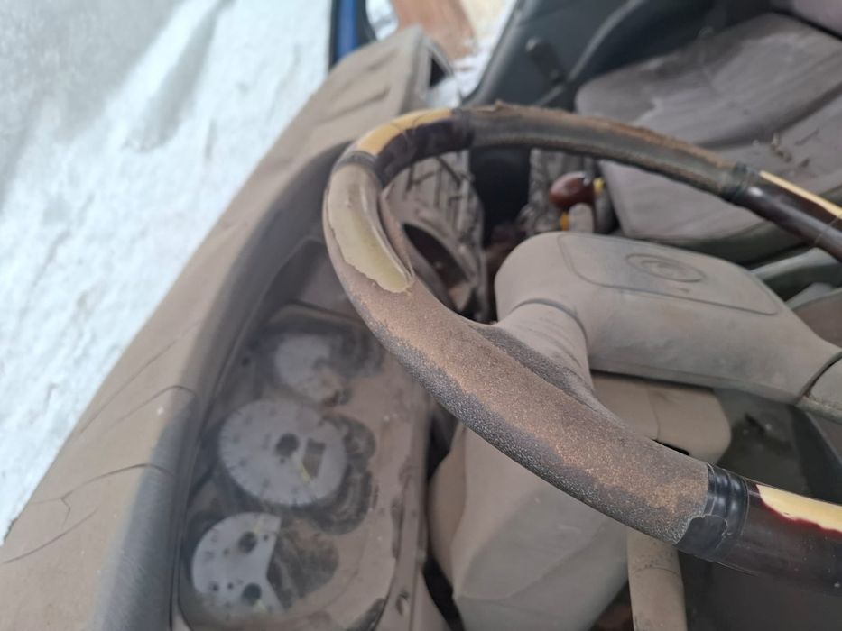 Кабина форланд в разборе.