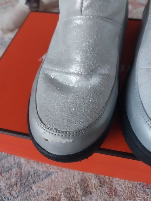 Продам зимние дутыши 35 размер