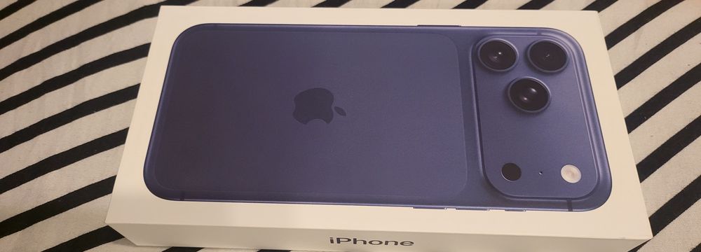 Iphone 17 promax albastru sigilat nou