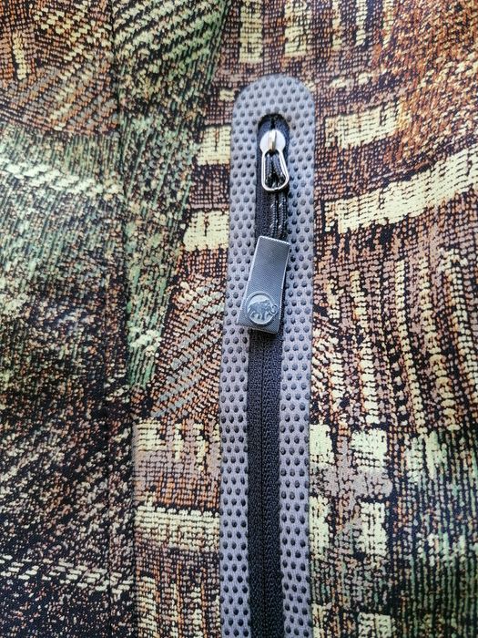 Продавам дамски уиндстопър soft shell Mammut