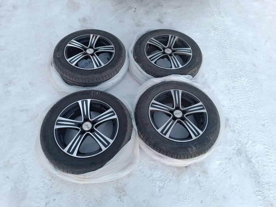 Продам диски с резиной