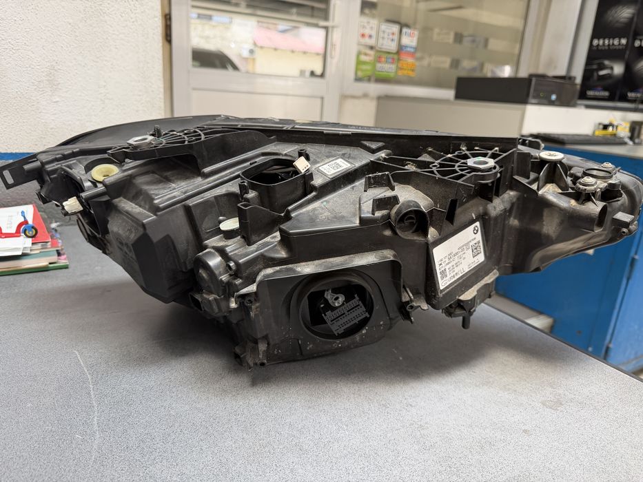 Far stanga BMW G22 G23 G26 full led 2021