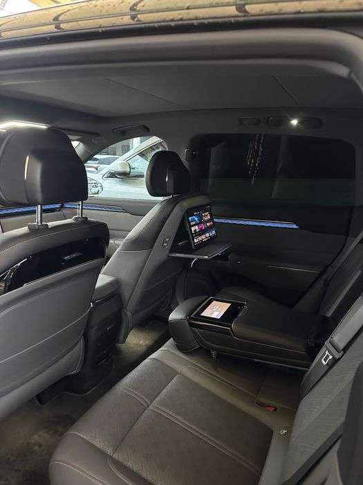 Продается Zeekr 7x