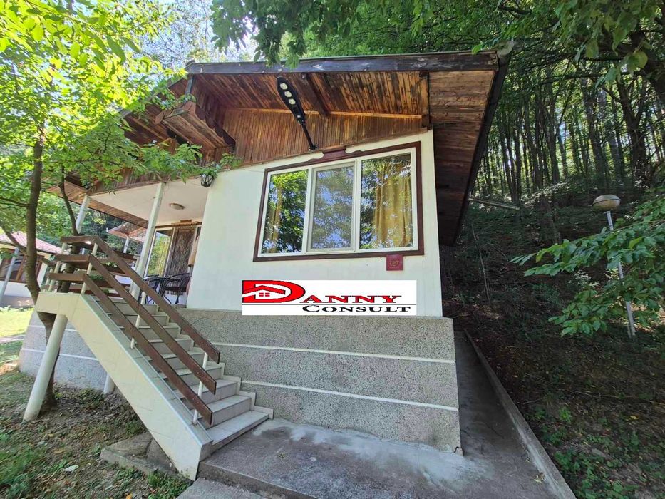 Продава се Къща в Велико Търново, Акация - 385 кв.м за 536 €/кв.м - Снимка #1