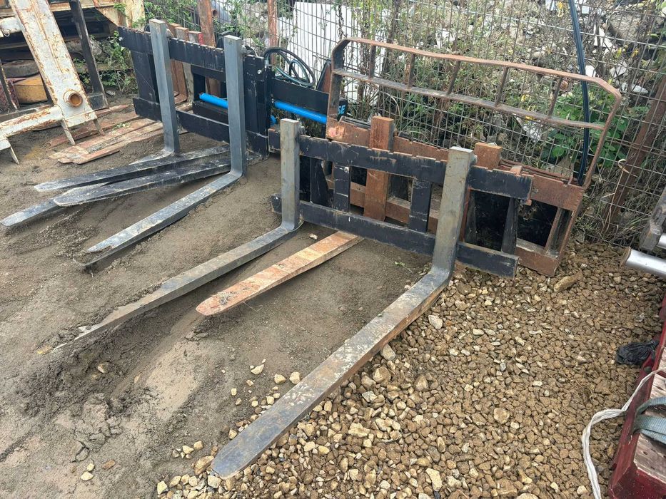 Furci pentru paleti pentru bobcat