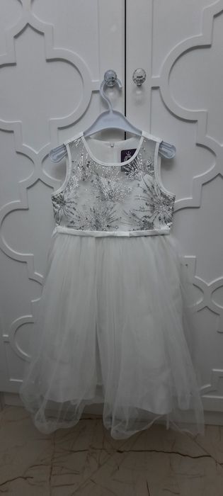 Платья детские нарядные