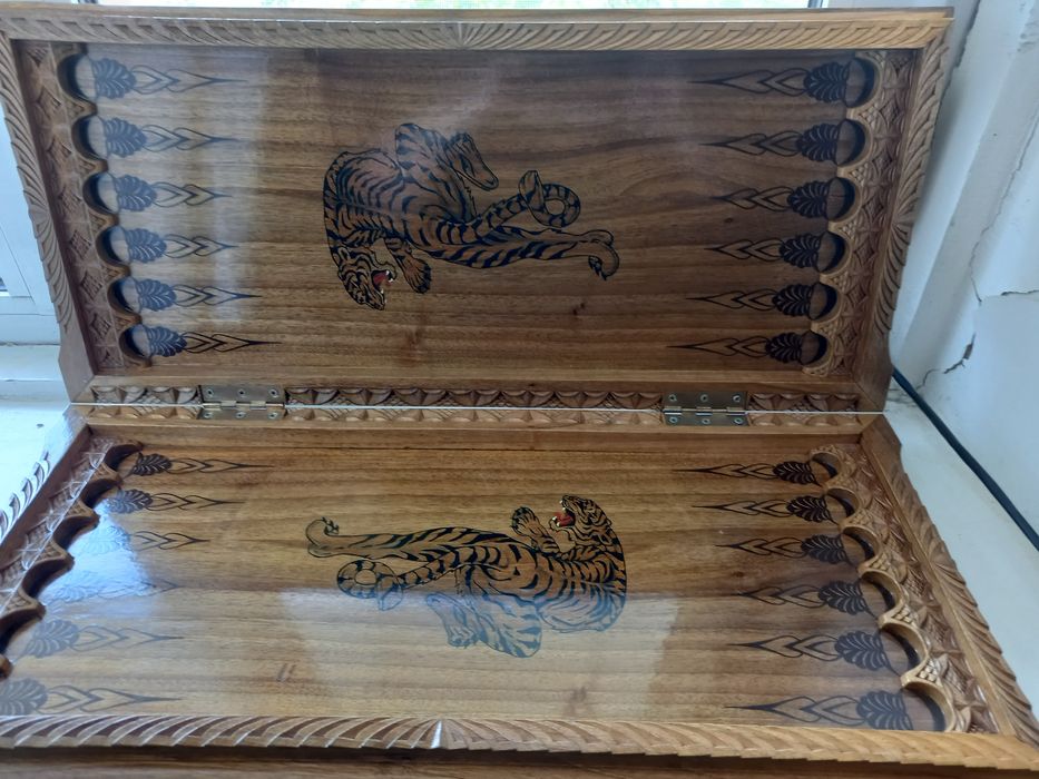 Деревянные  авторские изделия ручной работы.