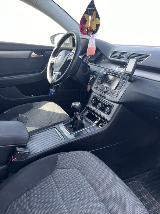 Volkswagen  Passat B7