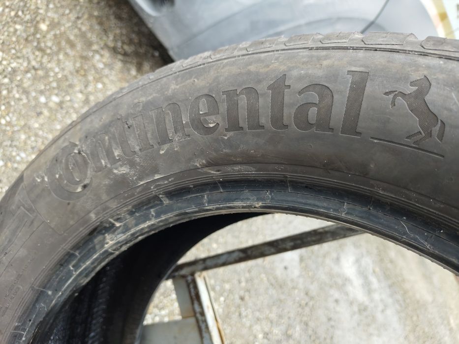 235/55/18 Continental All season contact