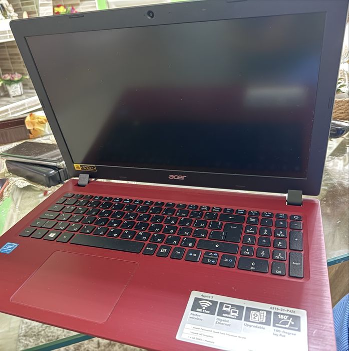 Лаптоп Acer Aspire 3 A315-31, 2бр. Черен и Червен