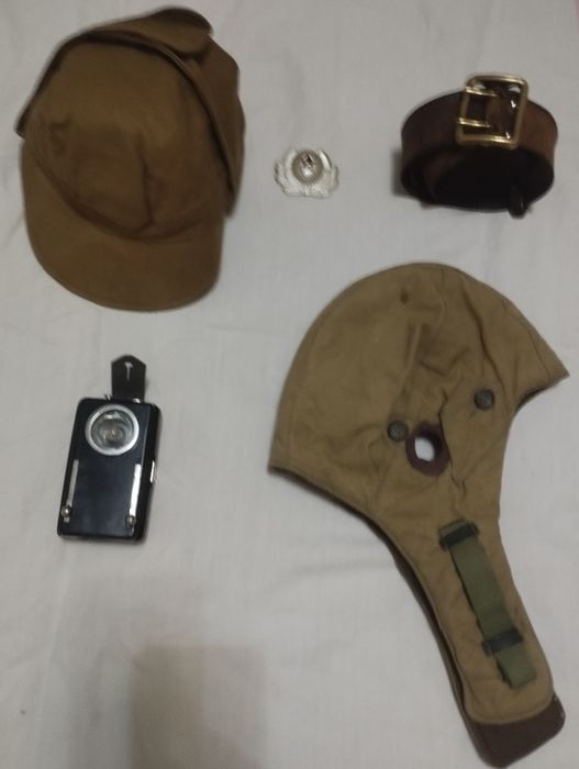 Продам недорого военную отребутику СССР