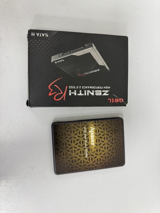 Жесткий диск ssd