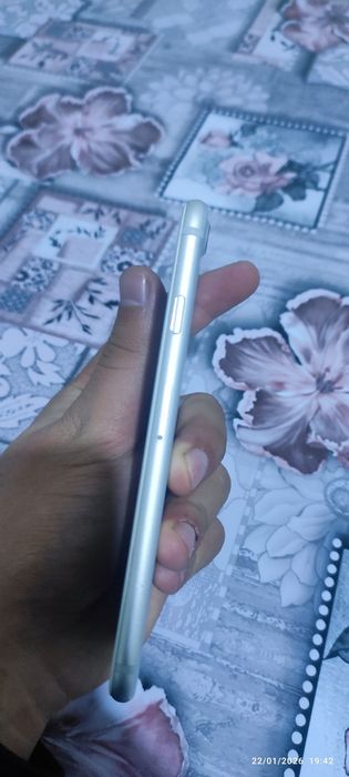 iphone 7 radnoy 700 000