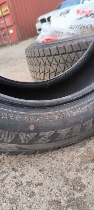 Продам шины Bridgestone Blizzak DM-V2 235/65/17
