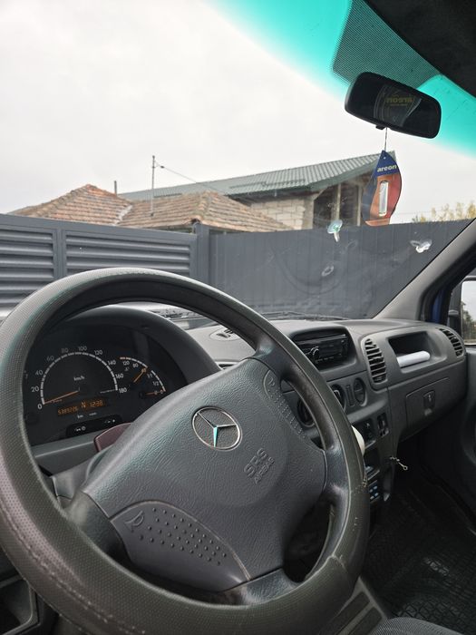 Vand microbuz sprinter 17 locuri