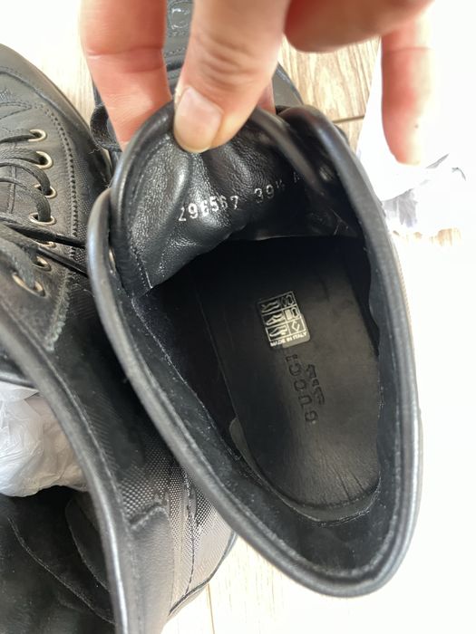 Нови дамски кожени кецове Gucci