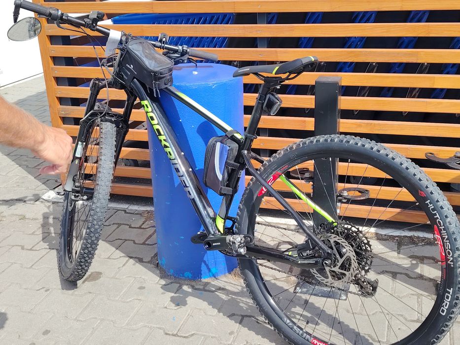 Vând  bicicleta MTB, nouă