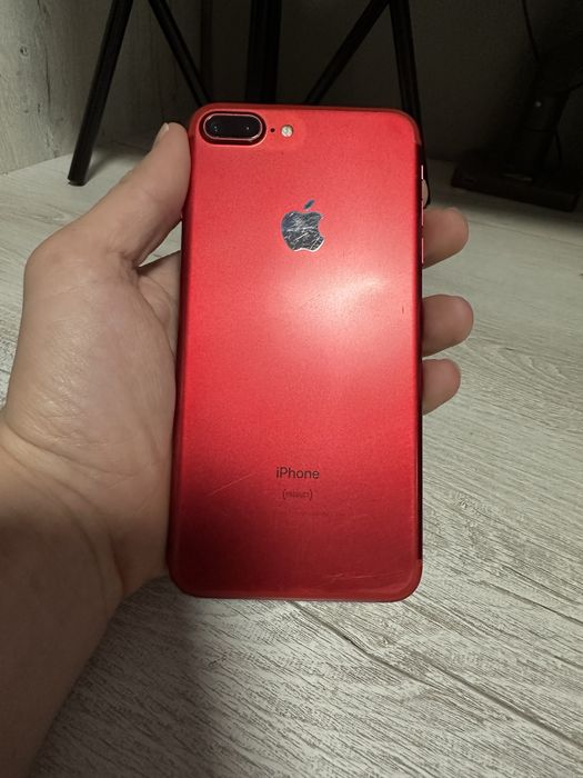 Iphone 7+ plus 128gb акб 69%