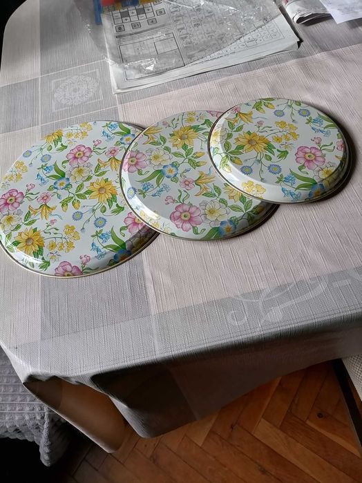 Красиви гръцки капаци за котлони