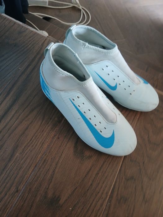 Ghete fotbal Nike crampoane