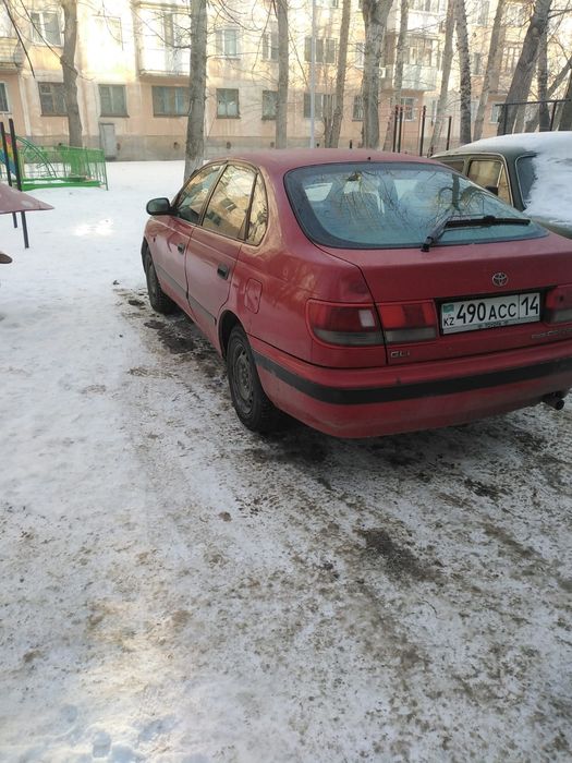 Продам таёта Карина е