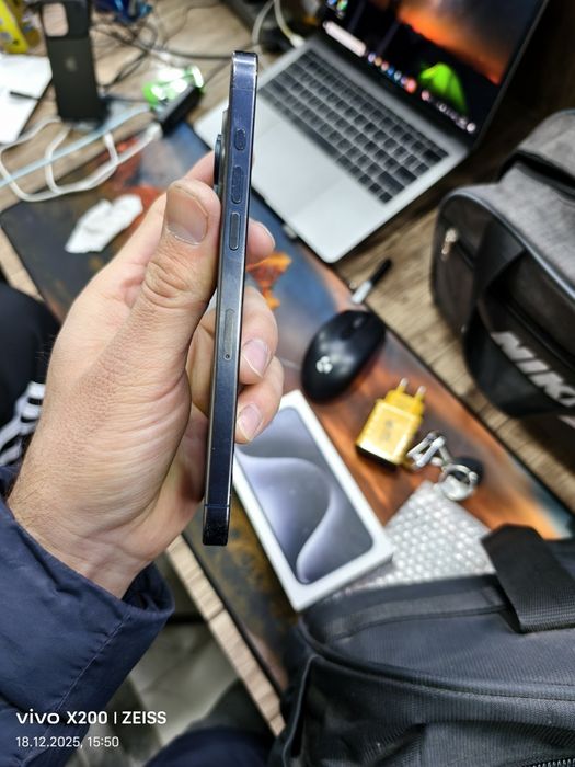 iPhone 15 pro max natural va blue 256gb