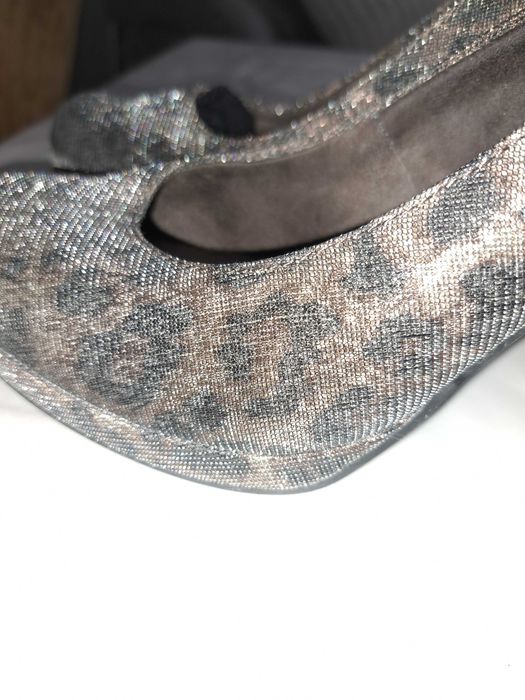 Обувки TAMARIS 37 номер