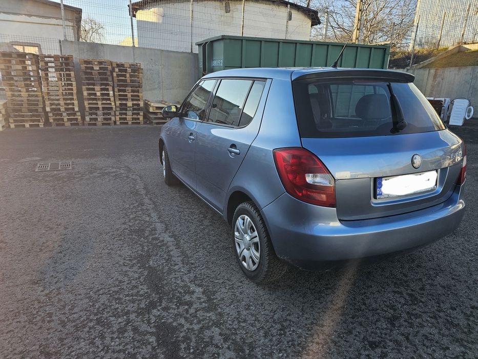 Vând Skoda Fabia