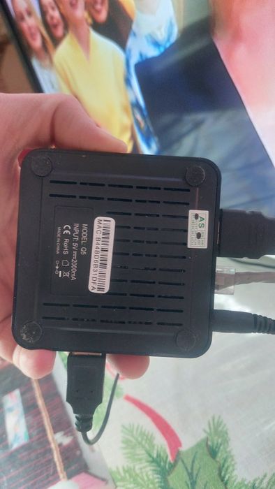 Продам телевизор Artel и tv box