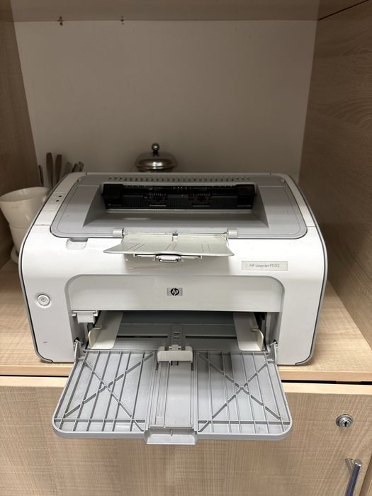 Принтер HP LaserJet P1102