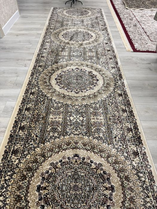 Продам два ковра (дорожки)