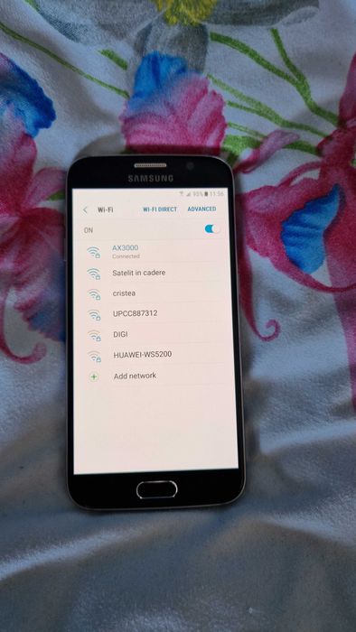 Vand Telefon Samsung S6 cu 4G/LTE 3GB RAM 32GB !! Liber Retea !! 250lei