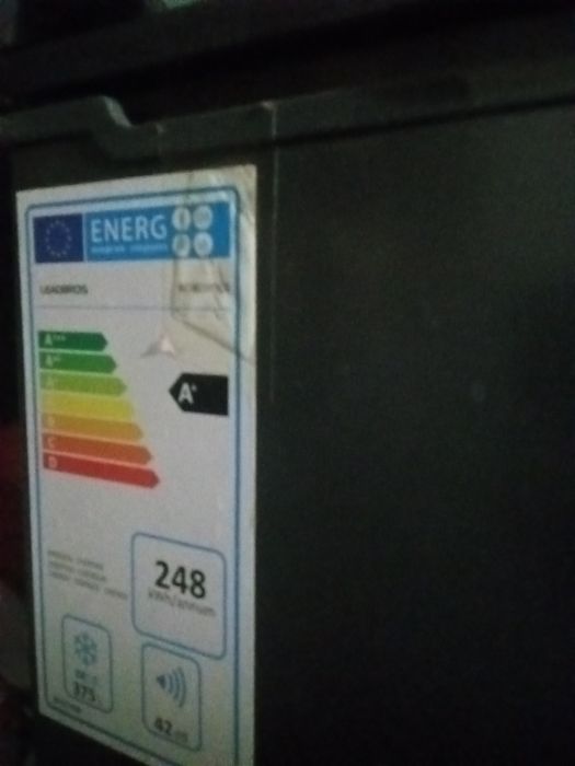 Продам морозильник