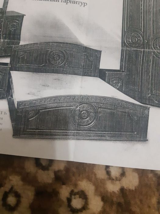 Спальный гарнитура сотилади Холати яхши