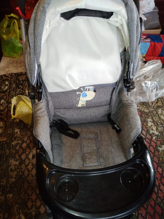 Продам детскую коляску