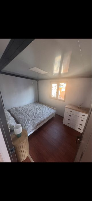 Casa modulara tip container