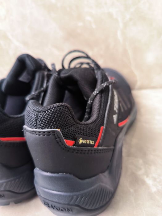 Adidas Terrex GTX номер 41,1/3