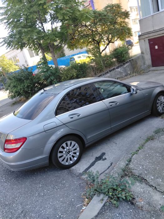 Vand Mercedes-Benz C-Class 2009 (C-200) 136 cp