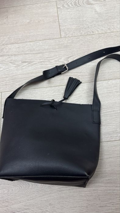 продам сумочки 500 тенге