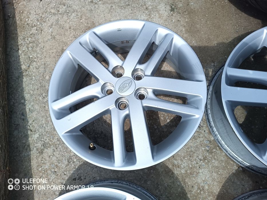 Toyota Yaris, Subaru Trezia 16 цола