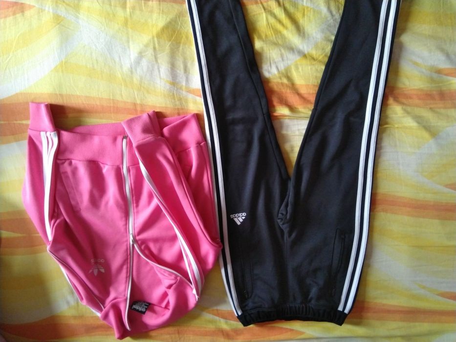 Запазени панталони и суичър Adidas за 10год.