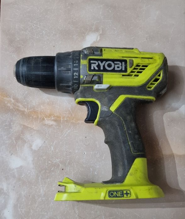 Bormasina ryobi de vanzare