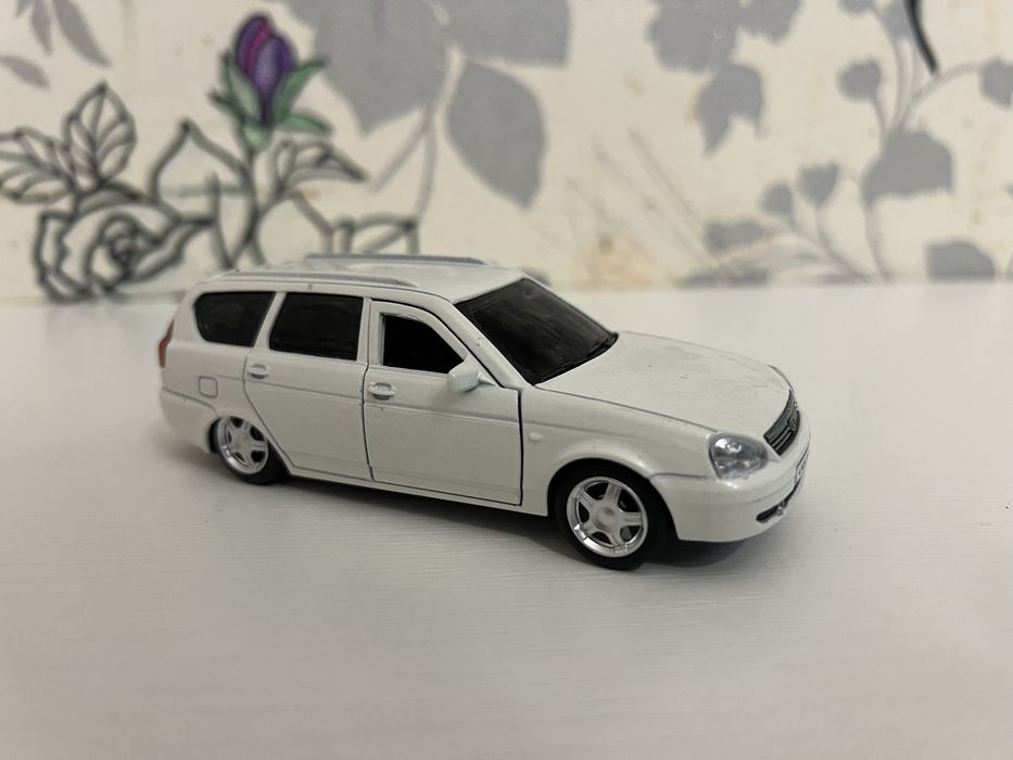 Маштабные моделки,игрушки, машинки,тмм