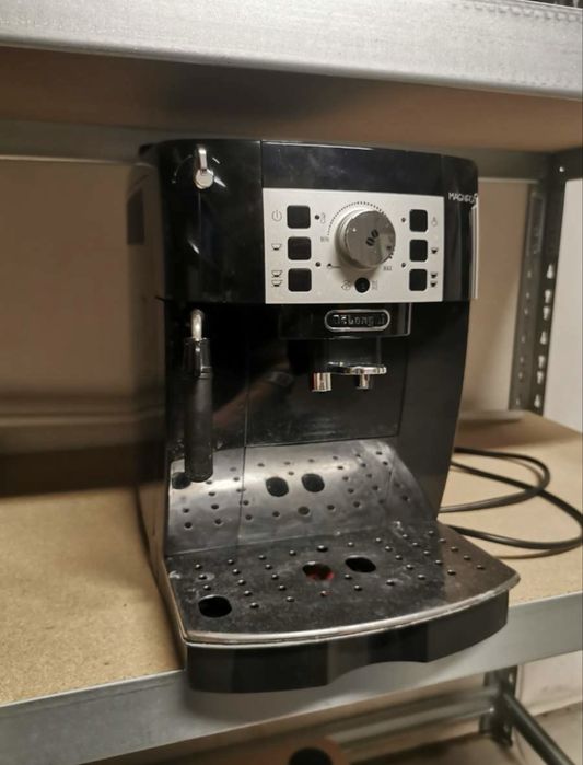 Aparat cafea De longhi Magnifica S