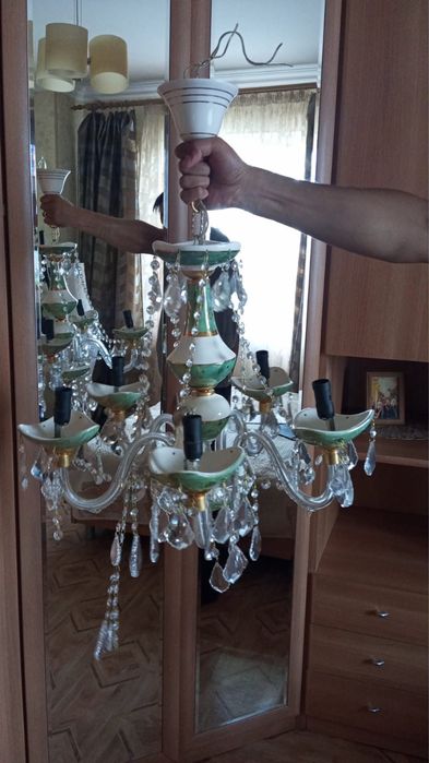 Продается люстра хрустальная с керамикой